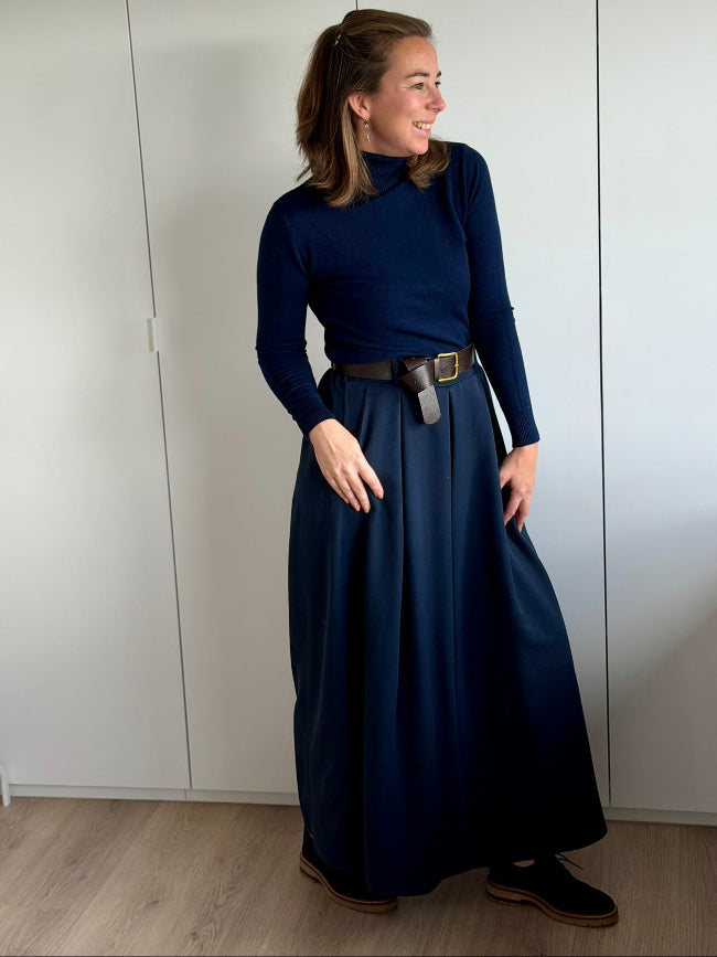 MONROE Rolkraag By Mei-Li -- Navy