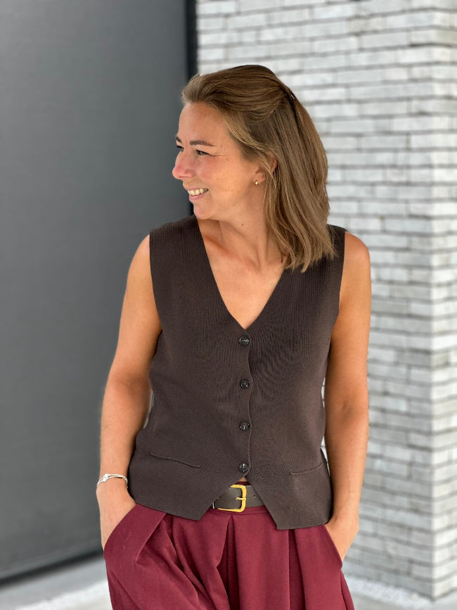 ROBIN Top - Bruin
