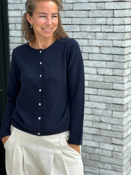 ZIZA Gilet By Mei-Li -- Navy